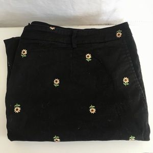 Sunflower Women’s Plus Capris Size 24W (3X)